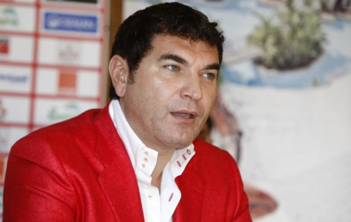 
    Borcea a fost dus la spital după ce a acuzat dureri toracice  