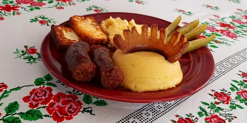 mamaliga cu branza fripta jpg