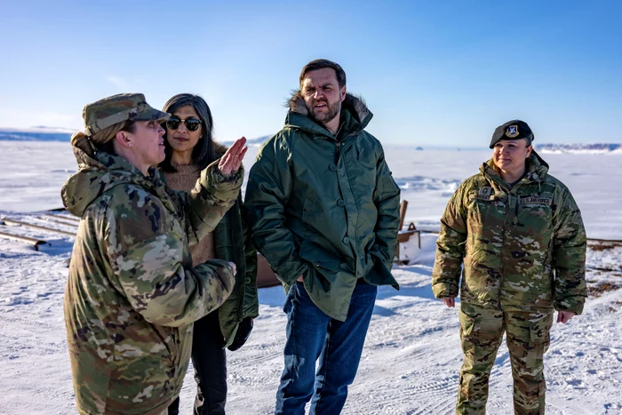 JD Vance și Usha Vance au vizitat baza americană de la Pituffik FOTO PROFIMEDIA