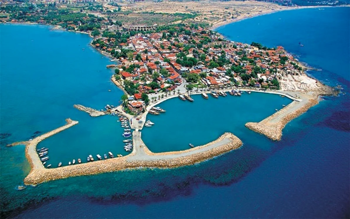 Side este o stațiune turistică pe coasta Mării Mediterane, în Antalya Foto: arhivă, adevărul