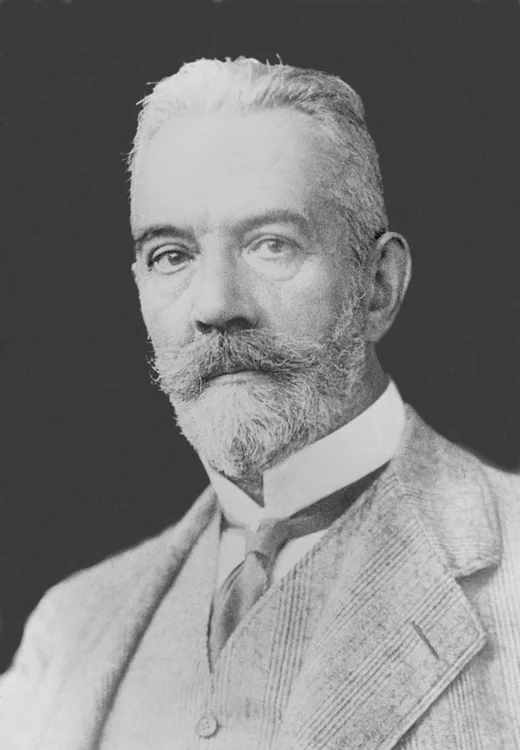 1 Bethmann Hollweg Theobald von Rol 1917 BNF Gallica jpg jpeg