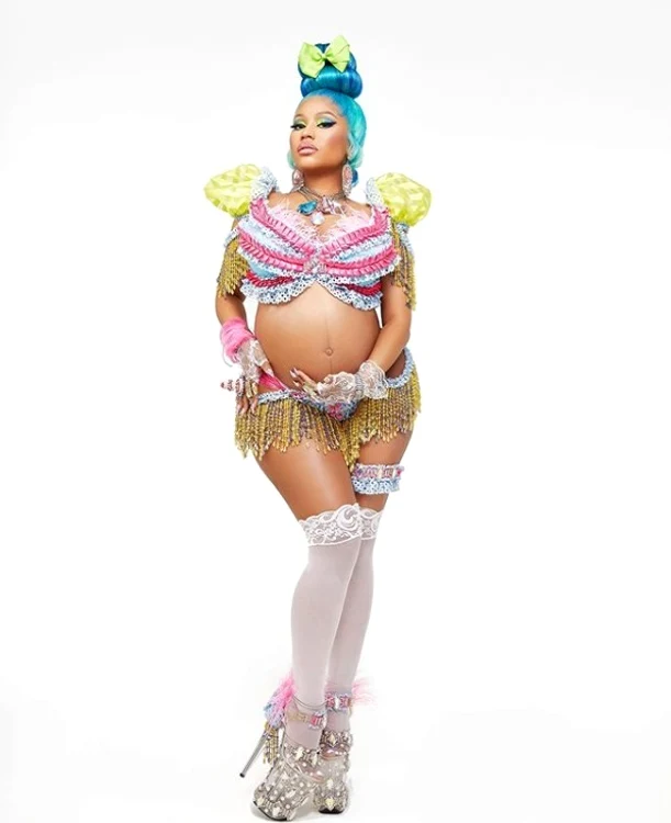 2 nicki minaj a nascut 2 jpg jpeg