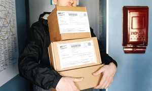 packages 6153947 1280 jpg