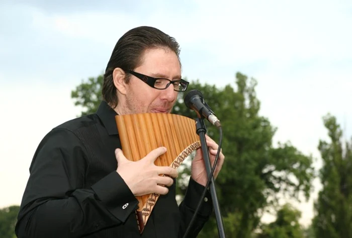 Naistul Nicolae Voiculeţ va susţine un concert la Sfinxul din Bucegi. FOTO arhiva personală