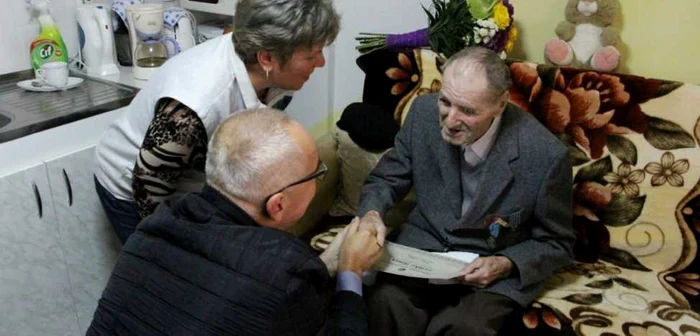 Centenarul Irimia Gurău, la premiere. Foto: PMG