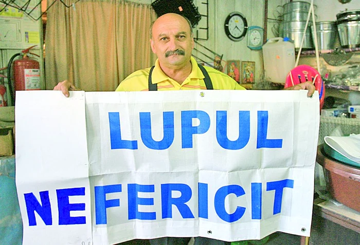 Singurul fan al Unirii suferă după destrămarea echipei