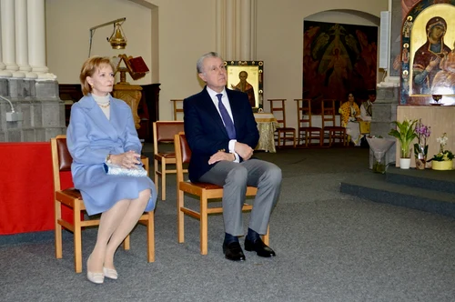 Majestatea Sa Margareta și Principele Radu la biserica Sf. Nicolae din Bruxelles. FOTO: Casa regală