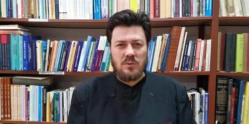 5e79b1f85163ec4271249dde jpg