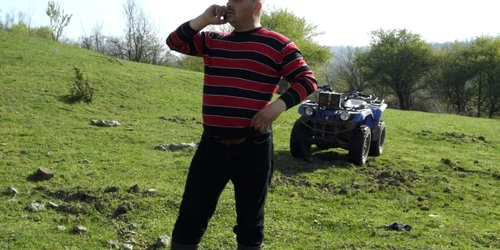 fermier din cerneti FOTO Corina Macavei 