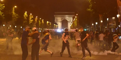 Violențe în Paris după  Liga Campionilor FOTO Profimedia 
