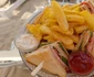 Mâncare comandată pe o plajă din Grecia Foto: Forum Thasos