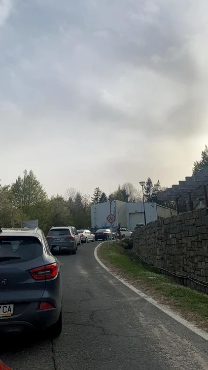 Imagini primite de reporterii Click! de la românii aflați la graniță