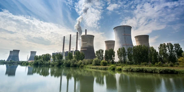termocentrala de la turceni foto shutterstock