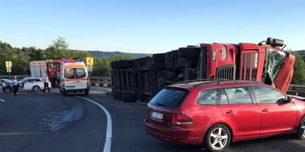 Membrii trupei DJ Project au fost implicaţi într-un grav accident de circulaţie