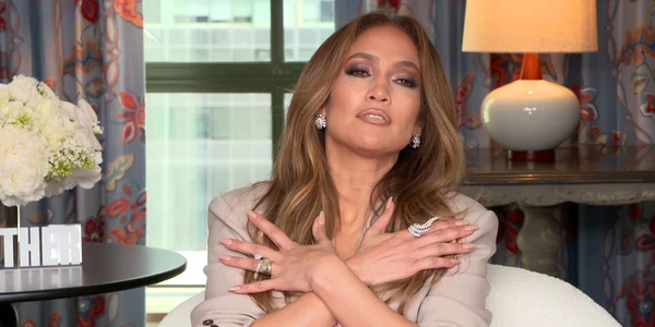 Jennifer Lopez Observator jpg