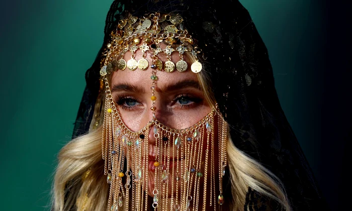 femeie hijab văl islamic GettyImages 1372968993 jpg