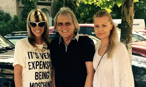 Mihaela, fosta soție, și Simona, ultima soție, alături de Mihai Constantinescu, pe vremea când făceau vacanțe împreună jpeg