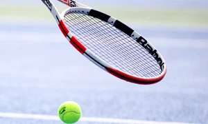 Racheta si minge de tenis (Getty Images) jpg