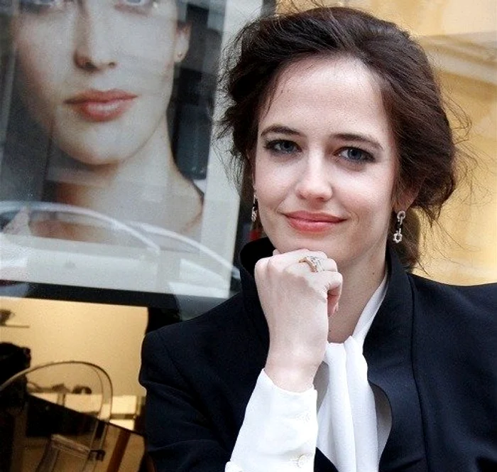 Actrița Eva Green. FOTO Facebook Actrița Eva Green
