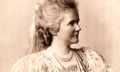 Expoziţia comemorativă „Elisabeta a României  Regina” jpeg