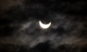 eclipsa spania barcelona ap jpeg