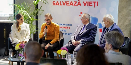 Antonia Mueller Adrian Mandache Prof Dr Daniel Coriu Cezar Irimia   foto decisepoate jpg