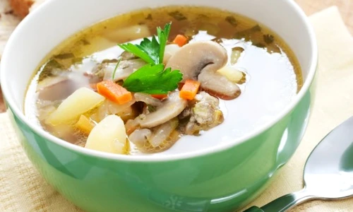 Ciorbă maramureşeană de pui jpeg