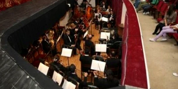 „Carmina Burana“, la Liric, de la ora 19.00