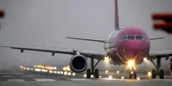 Zborul spre Londra ar fi trebuit să plece la 6.20 dimineaţa