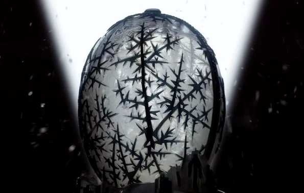 Oul de Iarnă al Romanovilor, creat de Fabergé (© captură video Youtube / Christie's)