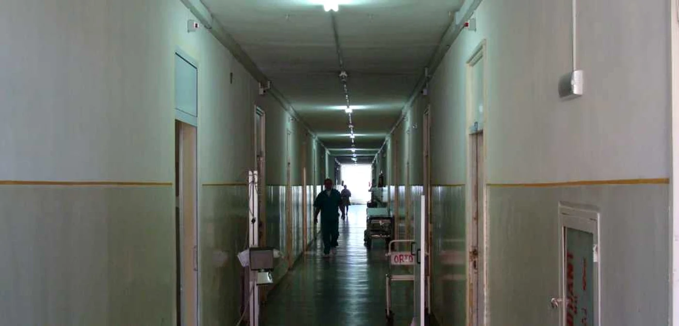 Arad: Sute de pacienţi în pericol la Spitalul Clinic Judeţean Arad