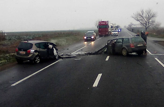 Accidentul a avut loc pe E85 FOTO ISU Neamţ