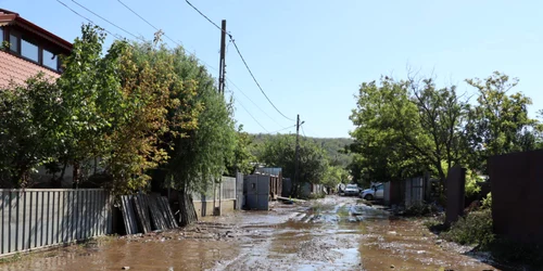 inundatii galati   foto FB costel fotea7 jpg