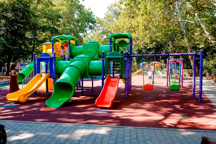 foto loc de joaca pentru copii