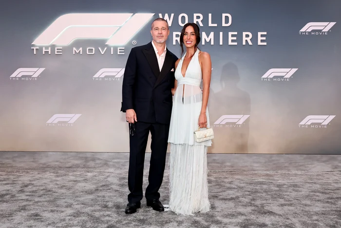 Brad Pitt și Ines de Ramon la premiera mondială a filmului F1,16 iunie 2025, New York, Foto Jamie McCarthy, Getty Images pentru Warner Bros (6) jpg