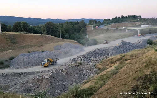 Autostrada cu tuneluri in santier  Foto Daniel Guță ADEVĂRUL (28) jpg