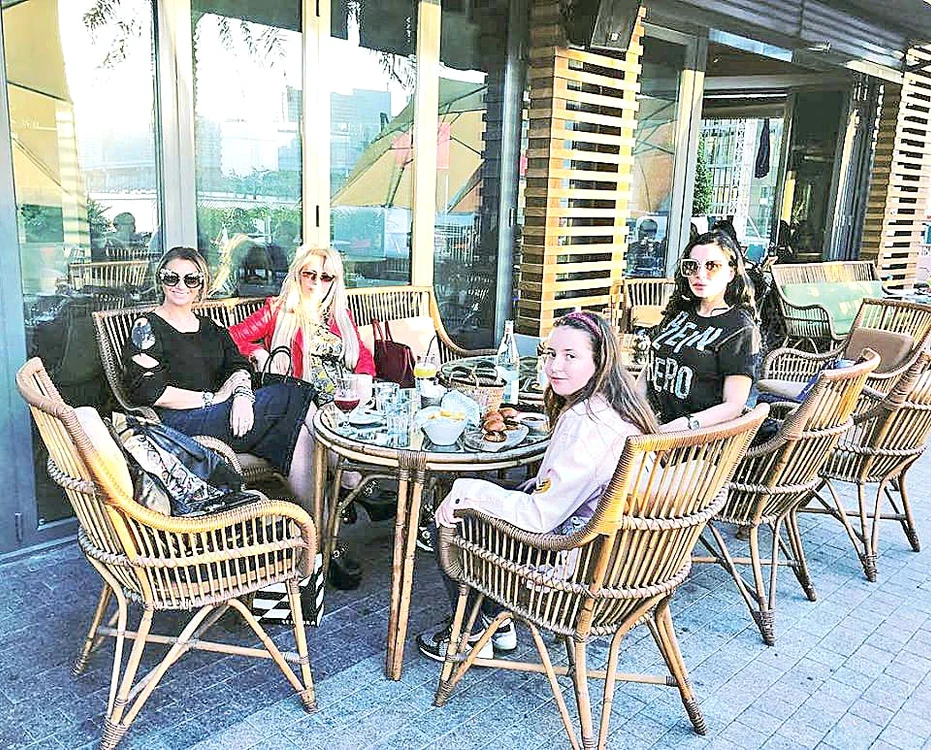 Şi-a luat şi fiica în vacanţă pe banii lui Năstase