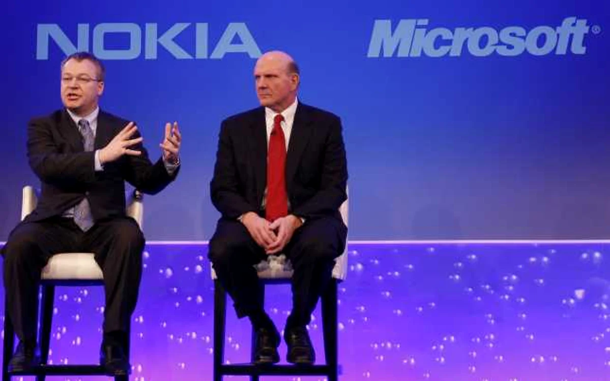 Nokia întinde o mână de ajutor Microsoft şi va lansa o tabletă cu Windows RT.