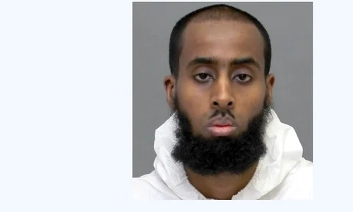 Ayanle Hassan Ali (27 de ani) a înjunghiat doi soldați jpeg