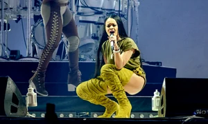 rihanna jpeg