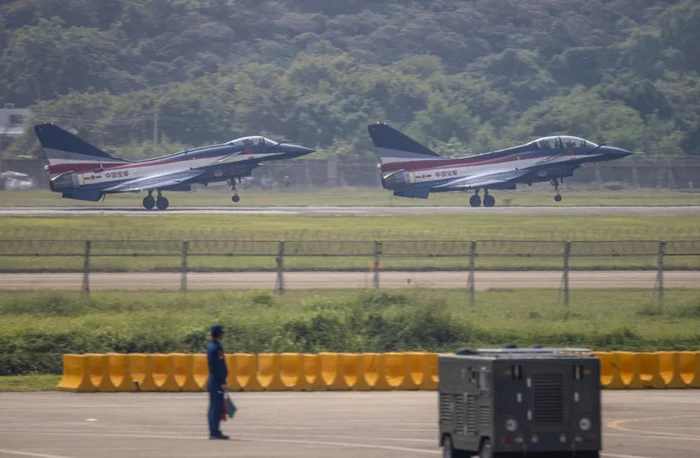 Avioane de vânătoare J-10 FOTO EPA-EFE