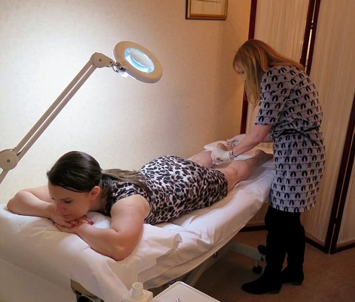 
    Tratamentul e foarte popular în Asia, dar tot mai multe femeie apelează la el şi în EuropaFoto: dailymail.co.uk  