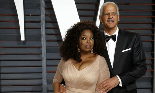 oprah shutterstock 256337197 jpeg