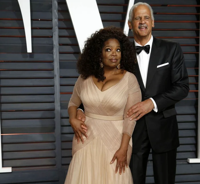 Celebra pereche s-a retras într-un con de umbră. FOTO: Shutterstockclickpentrufemei.ro