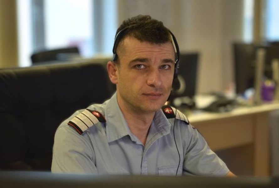 Un dispecer ISU a salvat prin telefon viața unui bebeluș. Nu este la prima intervenție
