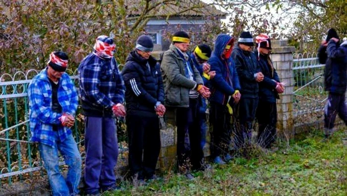 Colaboratorii rușilor, capturați în Herson. Foto: EPA-EFE