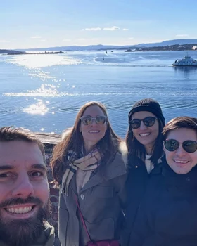 Alina Maria și Nicolae al României în vacanță în Norvegia cu prietenii lor. FOTO: Instagram