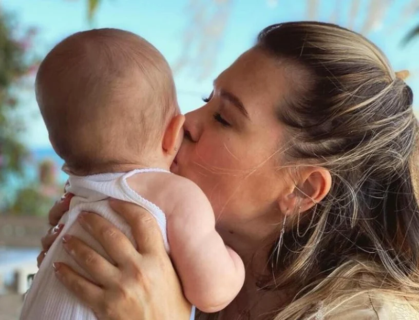 Gina Pistol este topită după micuța Josephine. Foto: Instagram