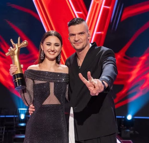 Aura Șova, din echipa lui Tudor Chirilă, este marea câștigătoare de la „Vocea României” 2024  și a premiului de 100.000 de euro. Momentul „dumnezeiesc”