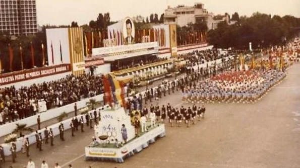 VIDEO/ FOTOGALERIE Ziua comunistă de 23 august a traumatizat bucureştenii  Vezi ce scriau ziarele şi ce făceau oamenii atunci jpeg